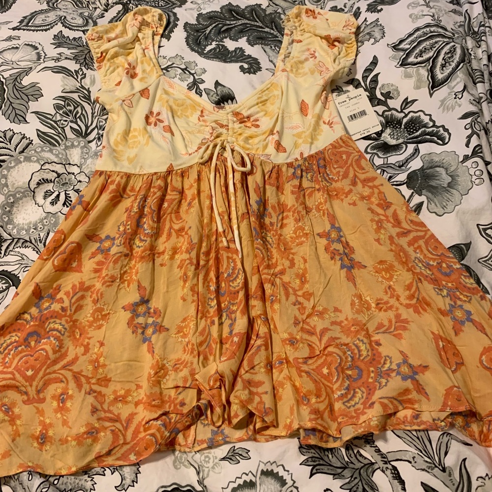 NWT FP Tea Combo floral top in size Large.